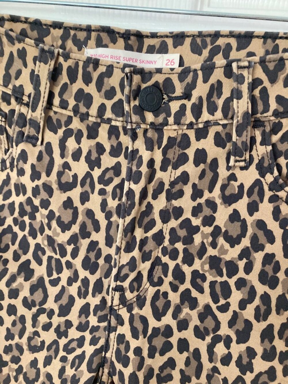 Levi's Womens 720 High Rise Super Skinny Jeans Cheetah W26 Black Label Mob Wife - Picture 3 of 5